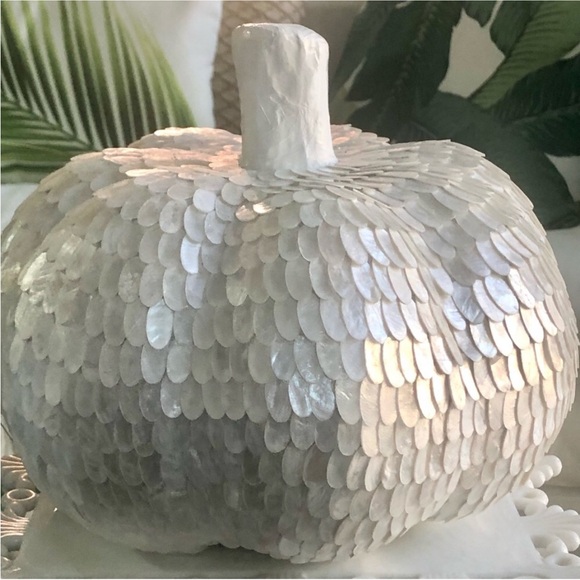 NEW! Seashell White Capiz Large Pumpkin - Picture 2 of 9